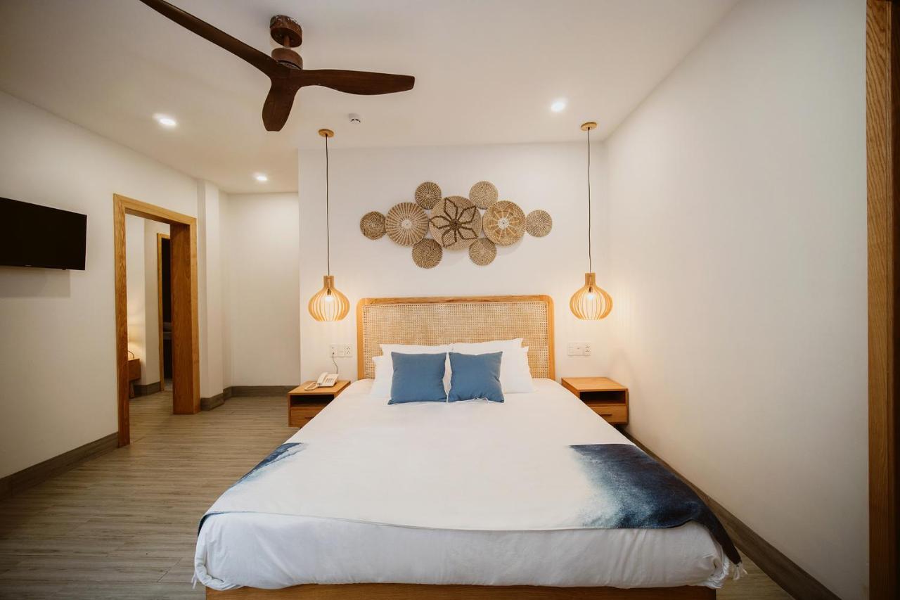 The Watermark Beachside Hotel Hoi An Exterior photo