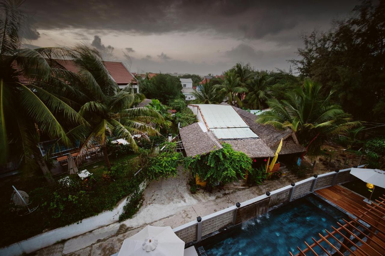 The Watermark Beachside Hotel Hoi An Exterior photo